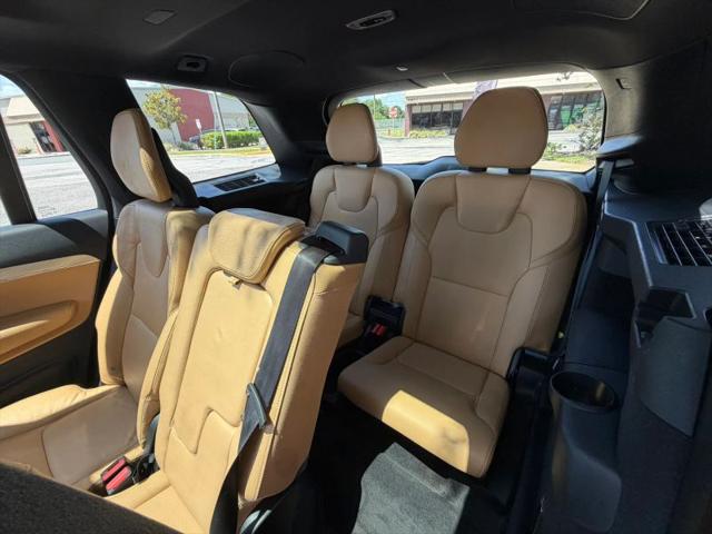 2017 Volvo XC90 T6 Momentum