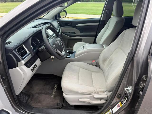 2017 Toyota Highlander LE