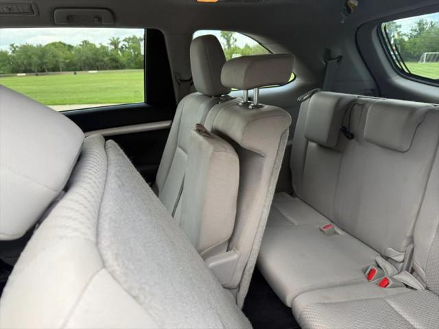 2017 Toyota Highlander LE