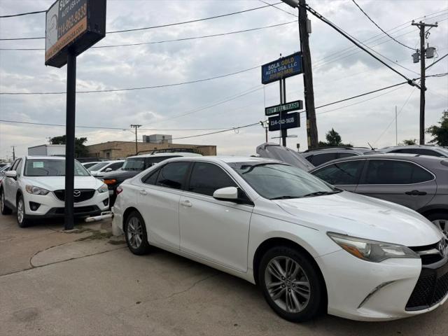 2016 Toyota Camry SE