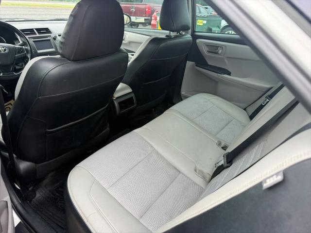 2016 Toyota Camry SE