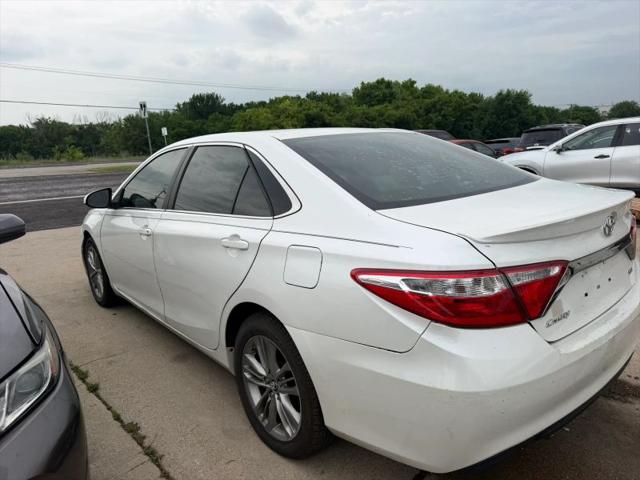 2016 Toyota Camry SE