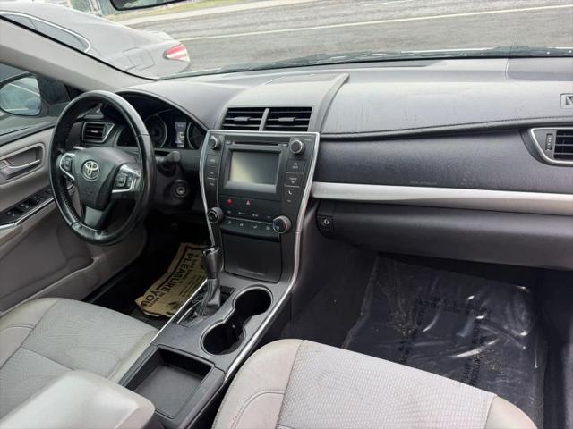 2016 Toyota Camry SE