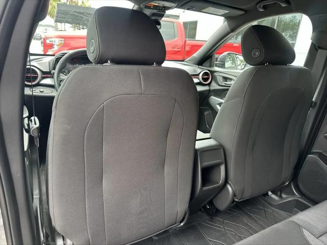 2025 Chevrolet Trax FWD 1RS