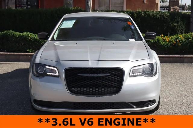 2023 Chrysler 300 Touring