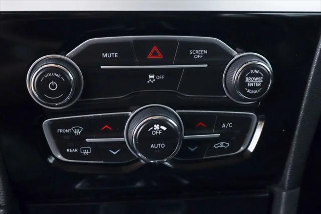 2023 Chrysler 300 Touring