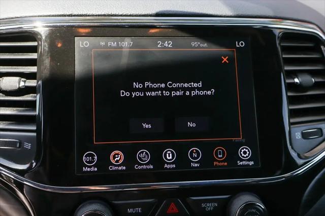 2021 Jeep Grand Cherokee Laredo X 4x2