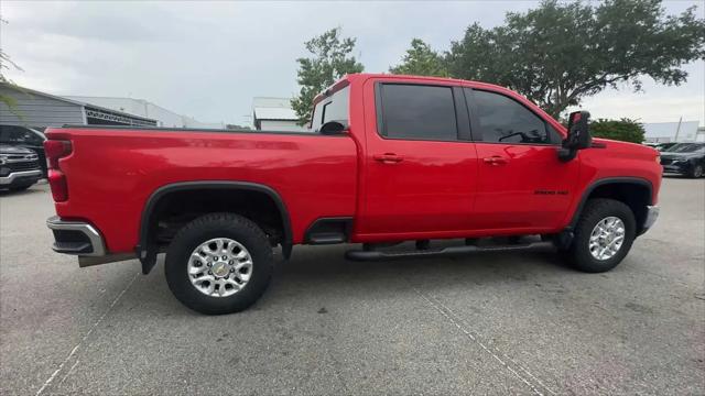 2024 Chevrolet Silverado 2500HD 4WD Crew Cab Standard Bed LT