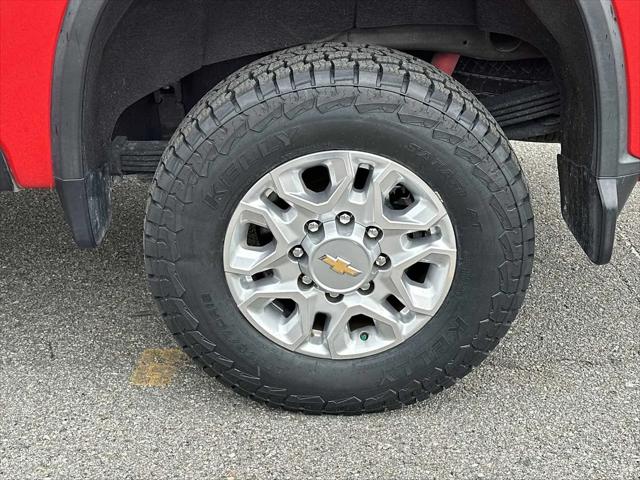 2024 Chevrolet Silverado 2500HD 4WD Crew Cab Standard Bed LT
