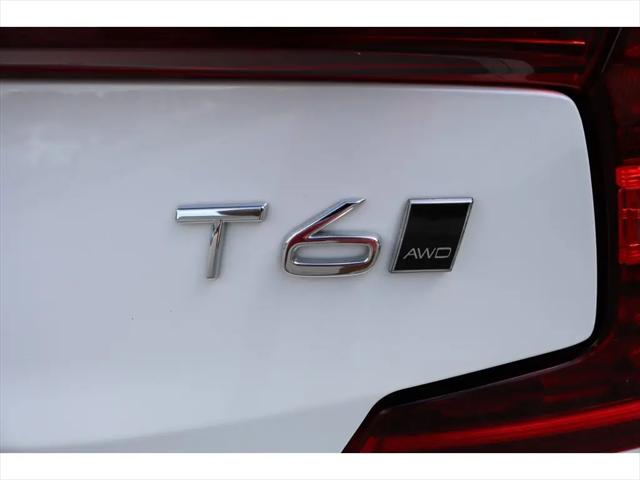 2020 Volvo S60 T6 Momentum