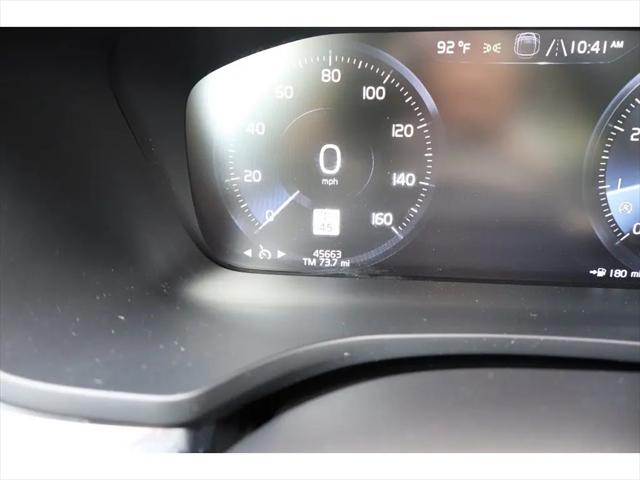 2020 Volvo S60 T6 Momentum