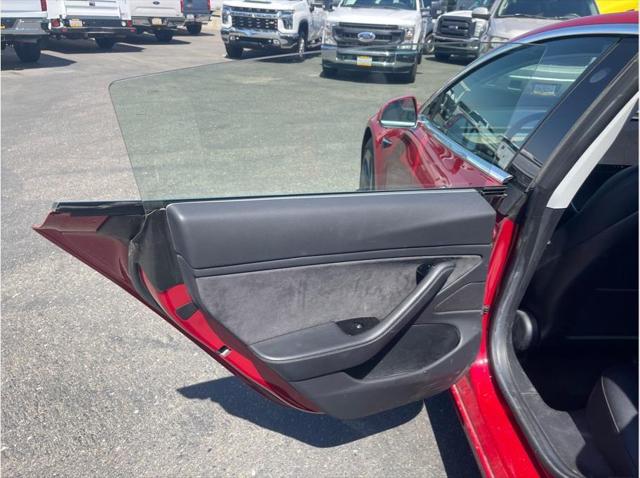 2018 Tesla Model 3 Unknown
