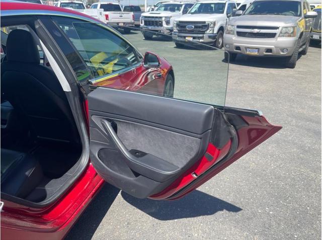 2018 Tesla Model 3 Unknown
