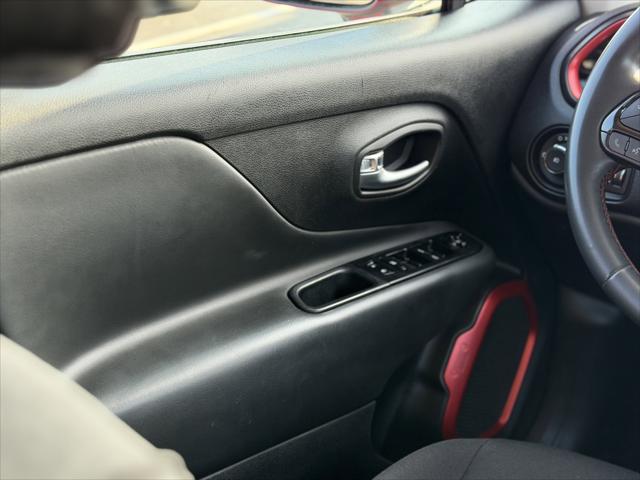 2022 Jeep Renegade (RED) Edition 4x4