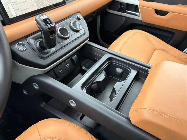 2023 Land Rover Defender 90 S