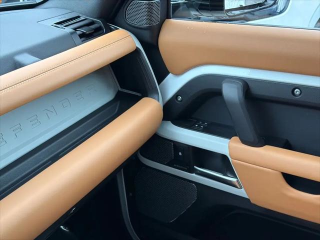 2023 Land Rover Defender 90 S