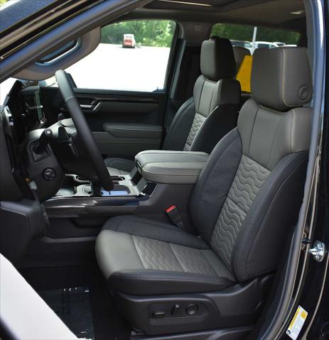 2026 Chevrolet Silverado 1500 4WD Crew Cab Short Bed ZR2