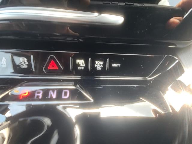 2026 Jeep Grand Wagoneer 4x2