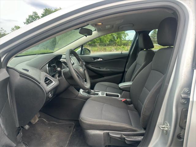 2018 Chevrolet Cruze LS Auto