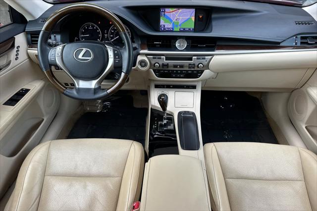 2013 Lexus ES 350 4dr Sdn