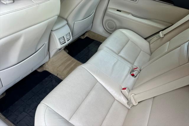 2013 Lexus ES 350 4dr Sdn
