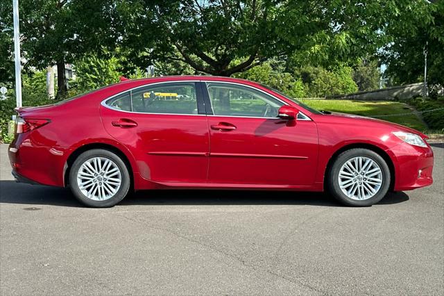 2013 Lexus ES 350 4dr Sdn