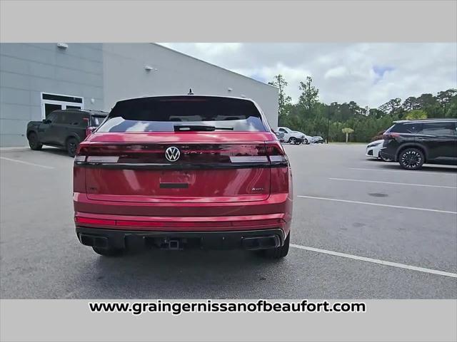 2025 Volkswagen Atlas Cross Sport 2.0T SEL R-Line Black