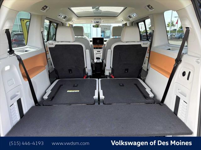 2025 Volkswagen ID. Buzz Pro S Plus with 4MOTION