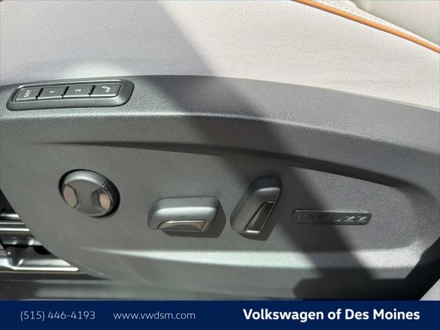 2025 Volkswagen ID. Buzz Pro S Plus with 4MOTION