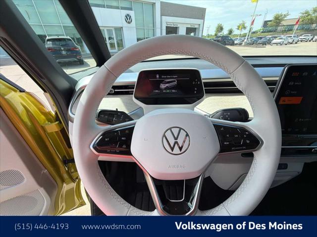 2025 Volkswagen ID. Buzz Pro S Plus with 4MOTION