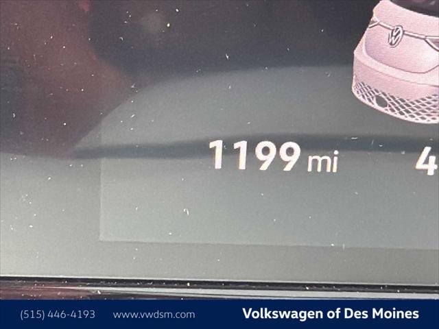 2025 Volkswagen ID. Buzz Pro S Plus with 4MOTION