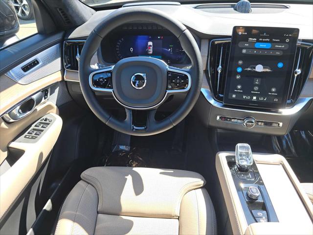 2026 Volvo XC90 Plug-In Hybrid Ultra, T8 AWD, Electric/Gasoline, Bright, 7 Seats