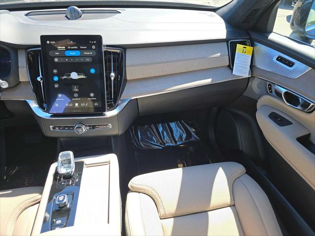 2026 Volvo XC90 Plug-In Hybrid Ultra, T8 AWD, Electric/Gasoline, Bright, 7 Seats