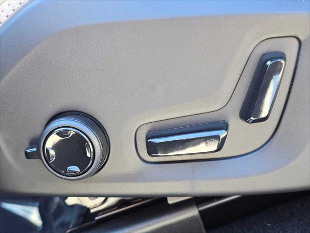 2026 Volvo XC90 Plug-In Hybrid Ultra, T8 AWD, Electric/Gasoline, Bright, 7 Seats