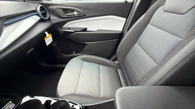 2026 Chevrolet Trax FWD LT