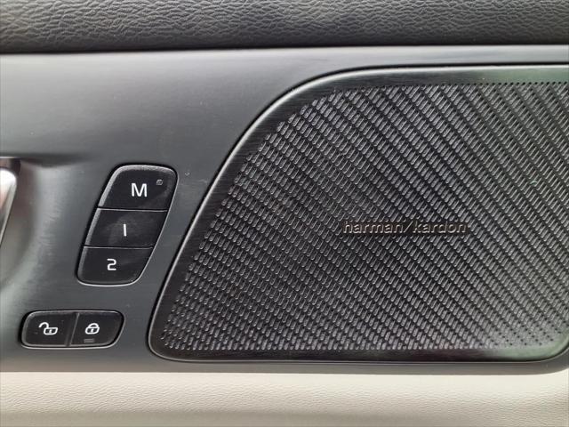 2023 Volvo S60 B5 Ultimate Bright Theme