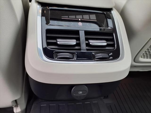 2023 Volvo S60 B5 Ultimate Bright Theme