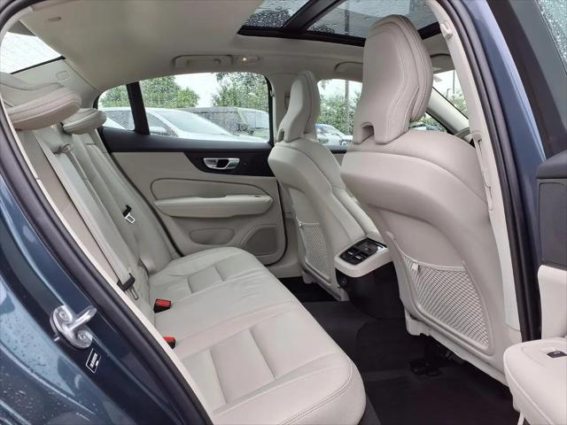 2023 Volvo S60 B5 Ultimate Bright Theme