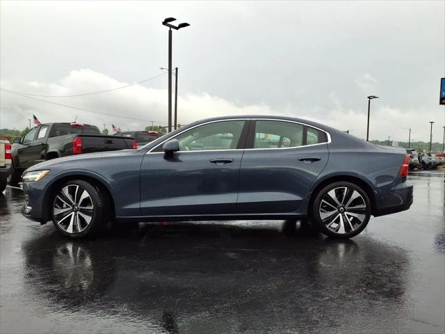 2023 Volvo S60 B5 Ultimate Bright Theme