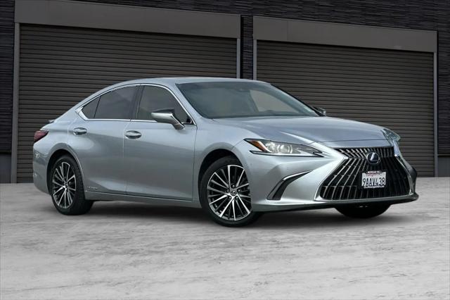 2022 Lexus ES 300h ES 300h