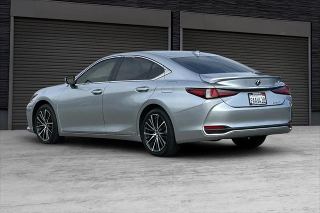 2022 Lexus ES 300h ES 300h