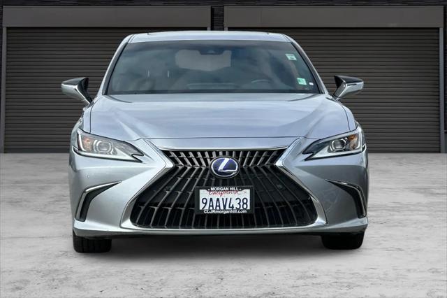2022 Lexus ES 300h ES 300h