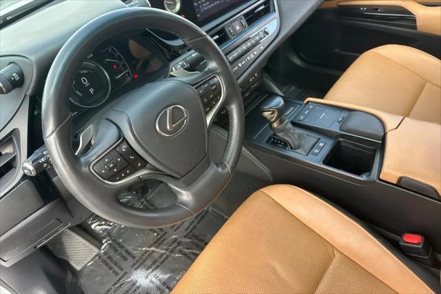 2022 Lexus ES 300h ES 300h