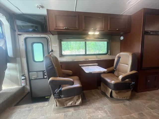 2015 Ford E-350 Stripped E-350