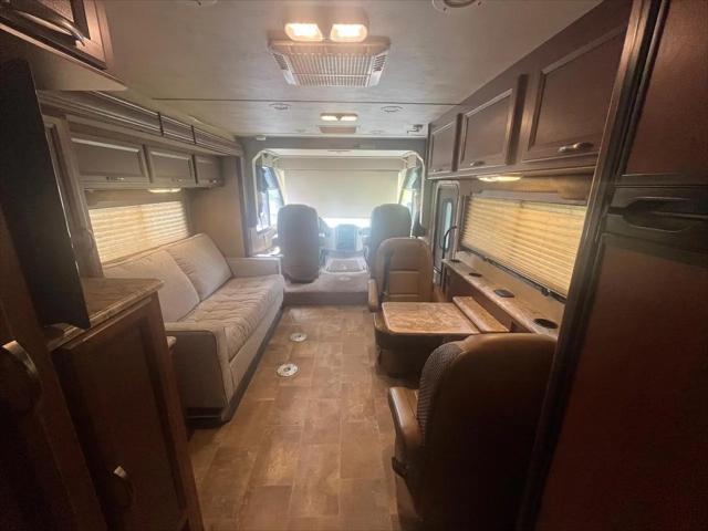 2015 Ford E-350 Stripped E-350