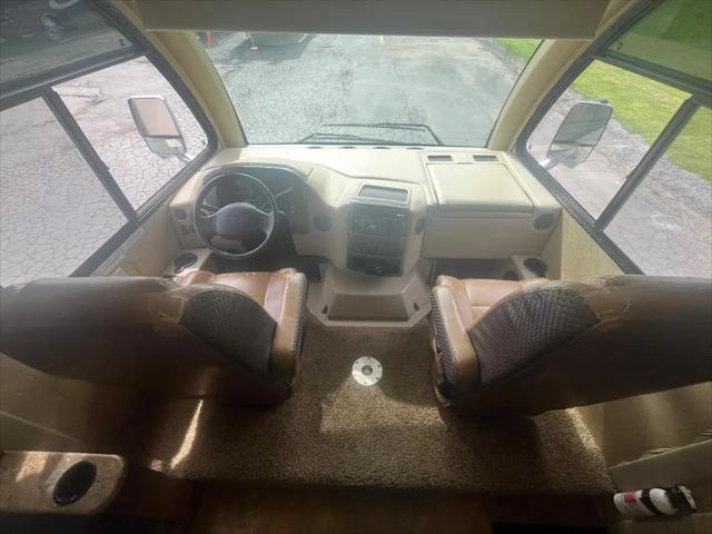 2015 Ford E-350 Stripped E-350