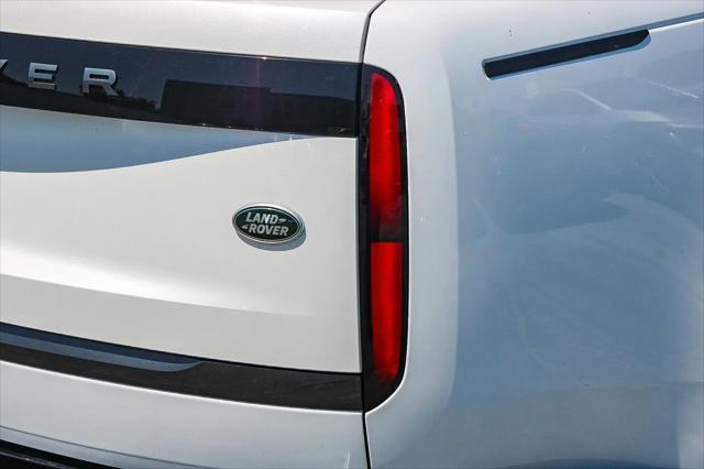 2023 Land Rover Range Rover P530 SE