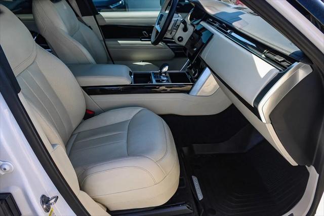 2023 Land Rover Range Rover P530 SE