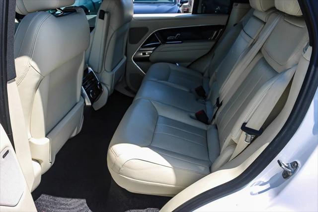 2023 Land Rover Range Rover P530 SE