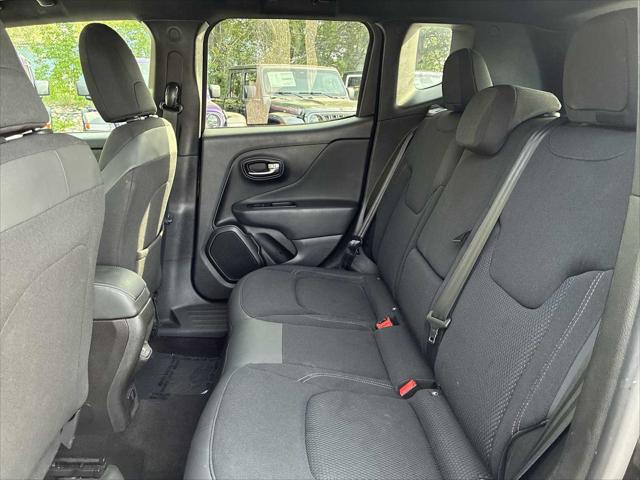 2022 Jeep Renegade Altitude 4x4